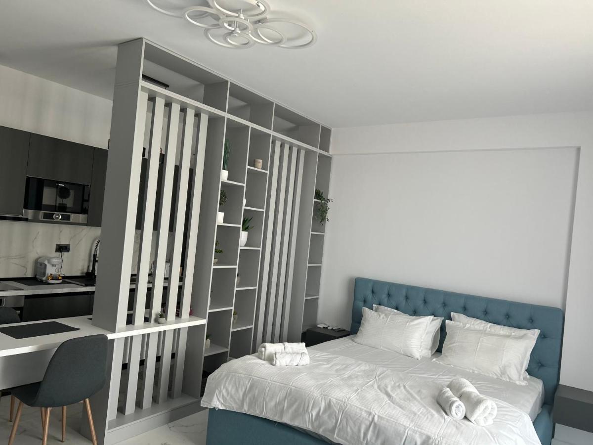 Studio Mamaia-Seaonbeach-By Mihaela Екстер'єр фото